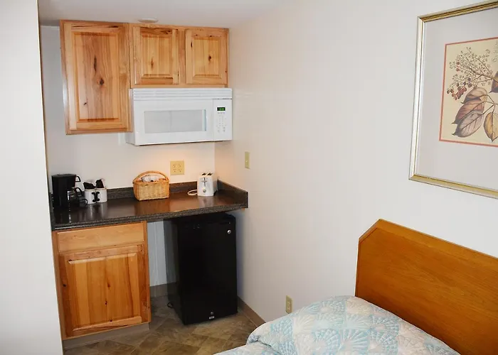 Alouette Beach Resort Economy Rooms